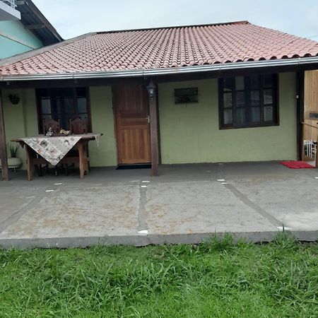 הוילה Florianópolis Casa Do Arco-Iris מראה חיצוני תמונה